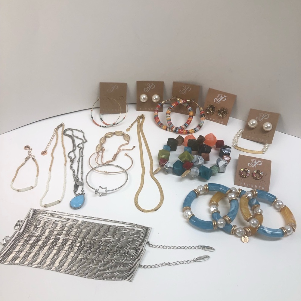 Plunder Jewelry Bundle 21 Piece Resellers Bundle